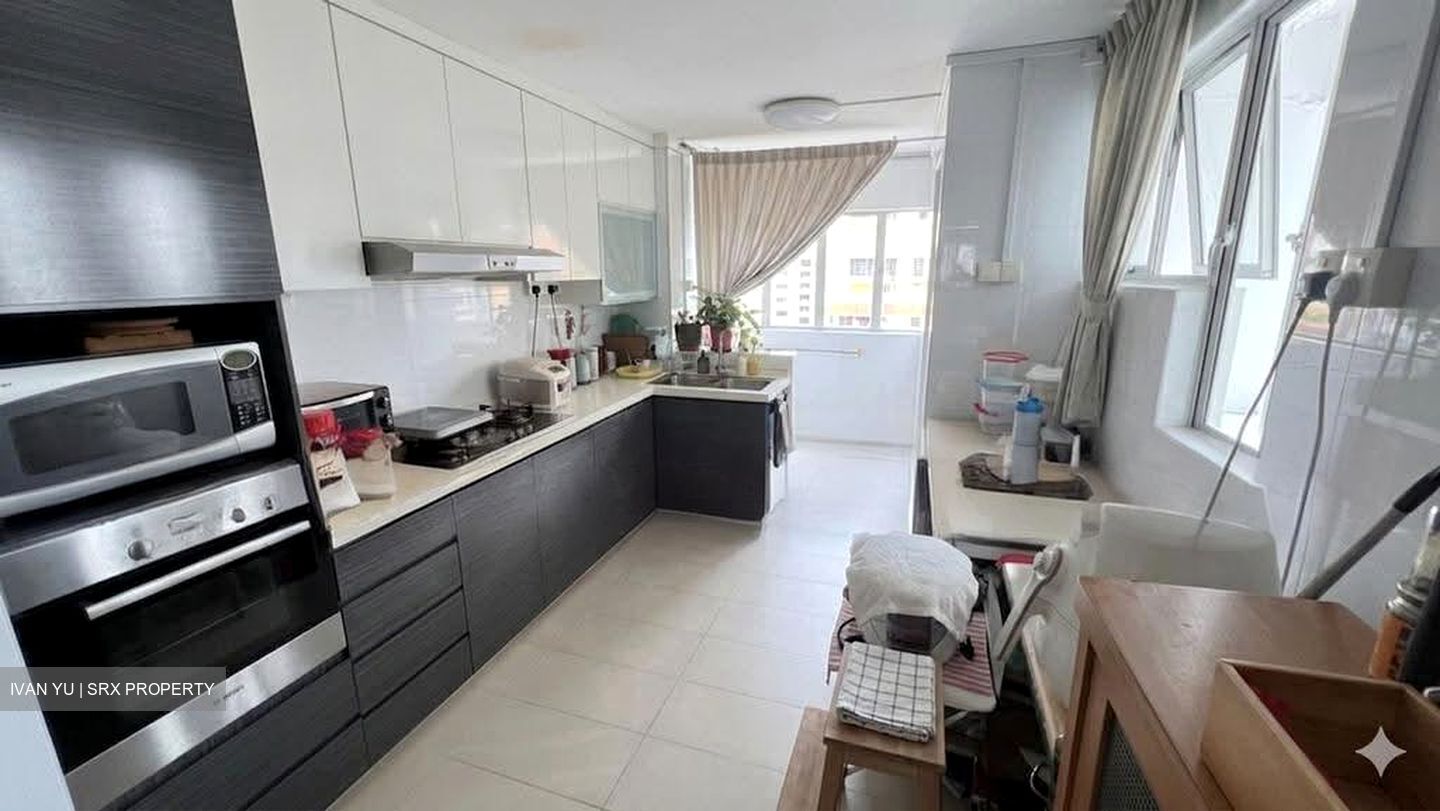 Blk 216 Bukit Batok Street 21 (Bukit Batok), HDB 5 Rooms #615884051